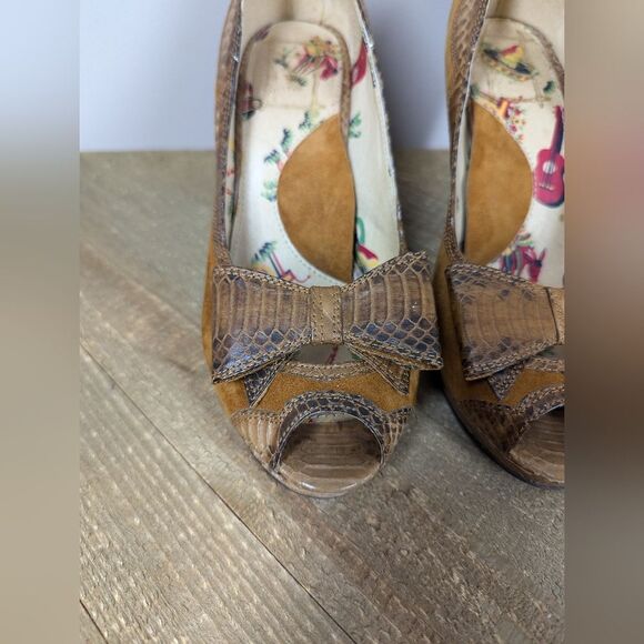 Miss L Fire Leather Suede Bow Heels Size 6 Vintage Style Peep Toe Retro Pinup 3" - Picture 6 of 10